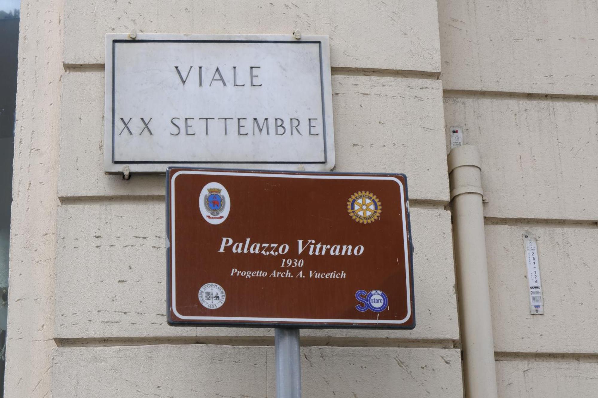 Palazzo Vitrano - Tourist Apartment CTA Eksteriør billede