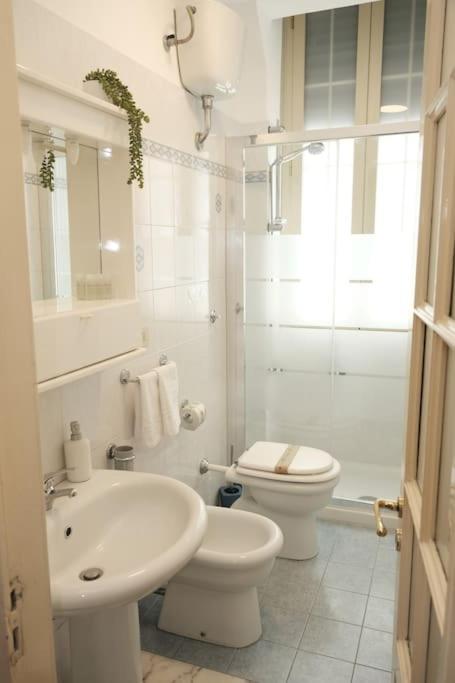 Palazzo Vitrano - Tourist Apartment CTA Eksteriør billede